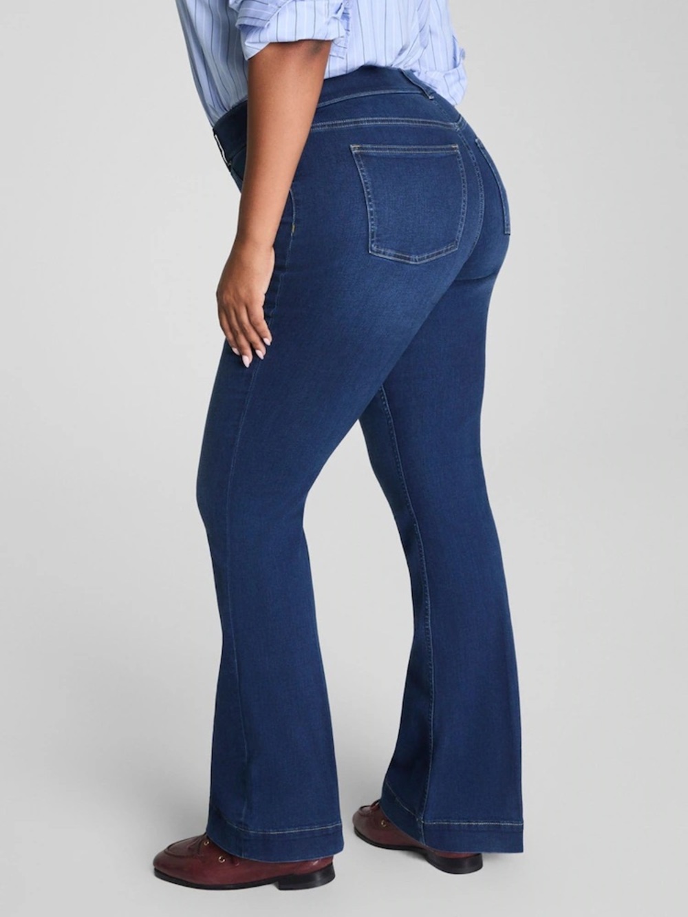 SPANX SpanxShape Flare Jean 2X Medium Blue Stretch Comfy Compression Slimming